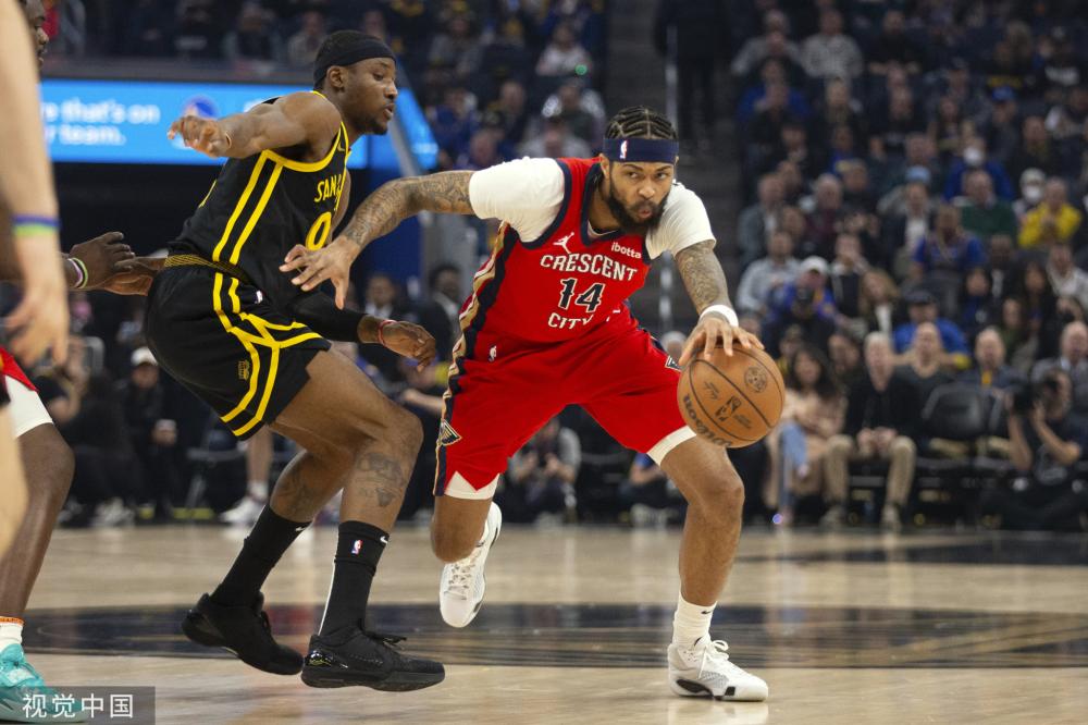 还折射出一 还折射出一