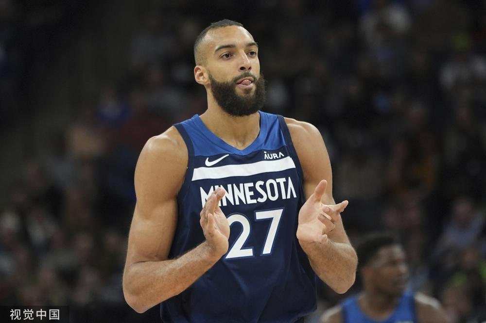 立了一个成 立了一个成